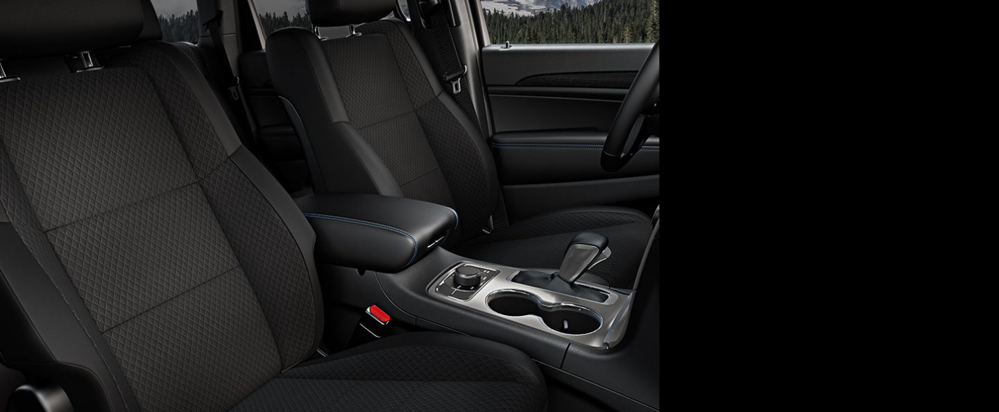 Black lenox cloth seats on the 2020 Jeep Grand Cherokee Upland.
